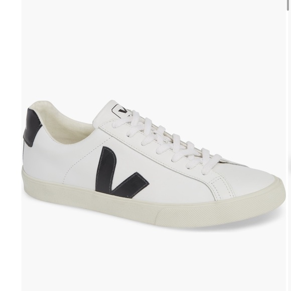 Veja Shoes - Veja Campo Leather Sneaker size 10